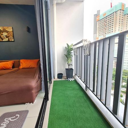9Pax 2R2B Family Suite, I-City, I-Suite, Hyde, Beside Theme Park, Wifi 50-55" Smart Tv 샤알람 외부 사진