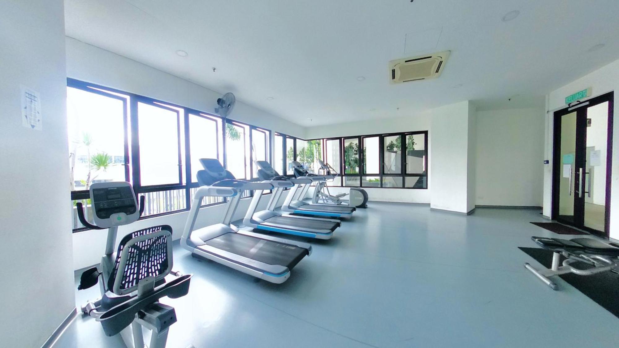 9Pax 2R2B Family Suite, I-City, I-Suite, Hyde, Beside Theme Park, Wifi 50-55" Smart Tv 샤알람 외부 사진