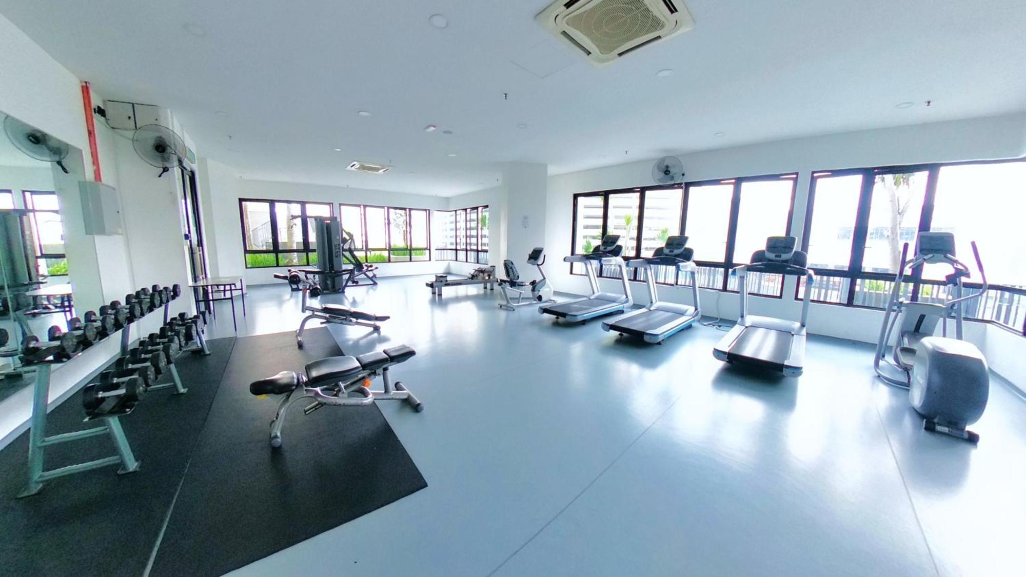 9Pax 2R2B Family Suite, I-City, I-Suite, Hyde, Beside Theme Park, Wifi 50-55" Smart Tv 샤알람 외부 사진