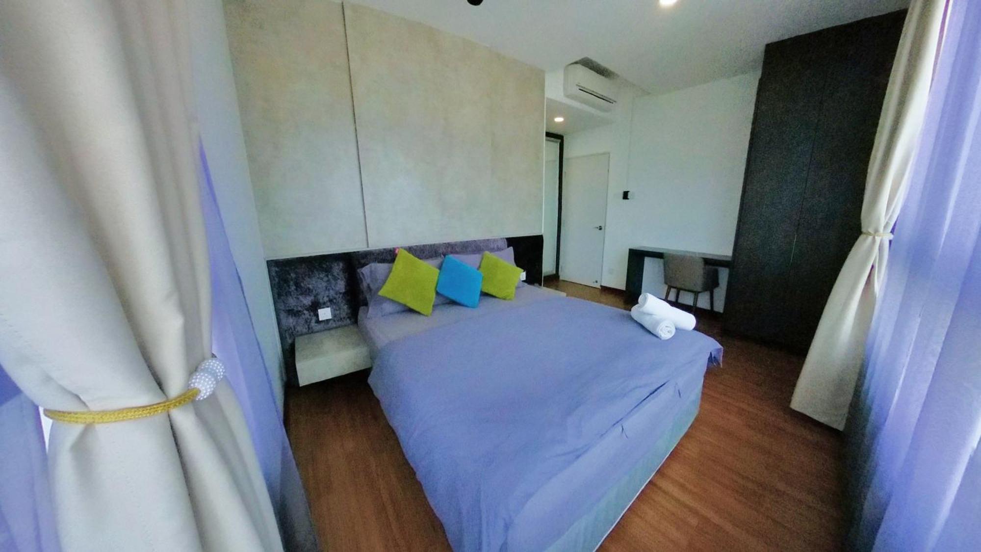 9Pax 2R2B Family Suite, I-City, I-Suite, Hyde, Beside Theme Park, Wifi 50-55" Smart Tv 샤알람 외부 사진